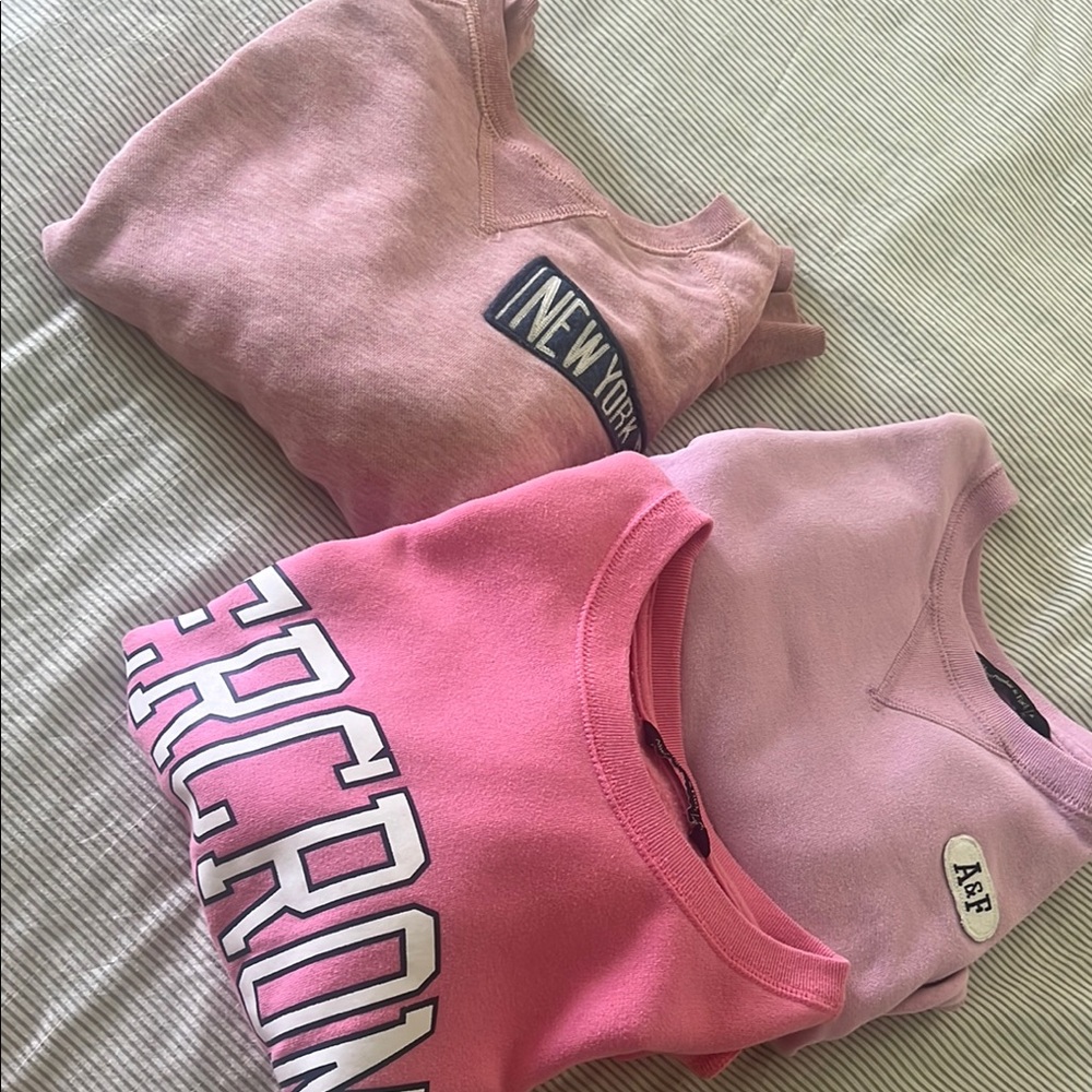 Abercrombie & Fitch bundle of 3 crop sweatshirt
